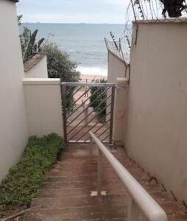 D3 Sea Lodge - By Stay In Umhlanga Дурбан Экстерьер фото